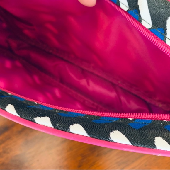 Estée Lauder x Opening Ceremony Cosmetics Travel Bag. - Picture 3 of 4